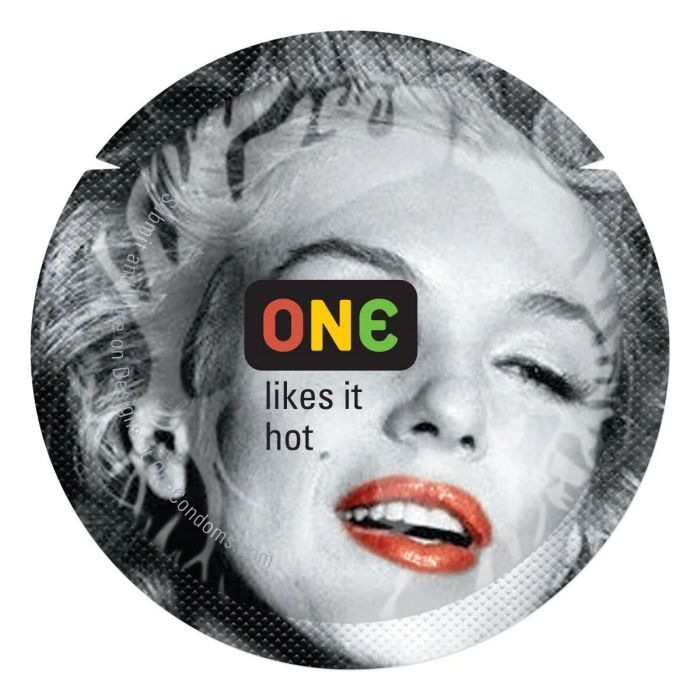 Презерватив ONE Color Sensations ONE likes it hot, 1 шт, червоний, гладенький, зі змазкою