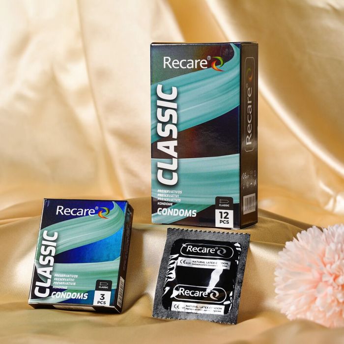 Презервативи Holographic Recare Classic Condoms 12 шт, класичні
